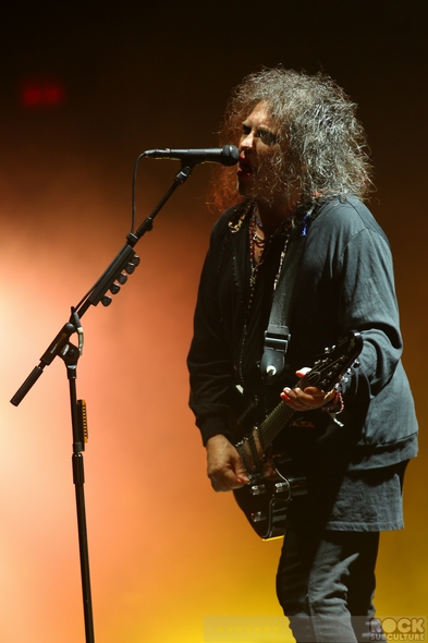 The-Cure-Concert-Review-Tour-2013-Honolulu-Hawaii-Neal-S-Blaisdell-Arena-Photos-Robert-Smith-001-RSJ