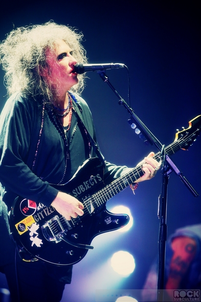 The-Cure-Concert-Review-Tour-2013-Honolulu-Hawaii-Neal-S-Blaisdell-Arena-Photos-Robert-Smith-001-RSJ