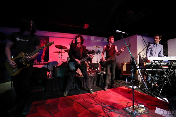 Martha-Davis-and-The-Motels-2013-Concert-Review-Dramarama-Bow-Wow-Wow-Blu42-Sports-Lounge-Walnut-Creek-101-RSJ