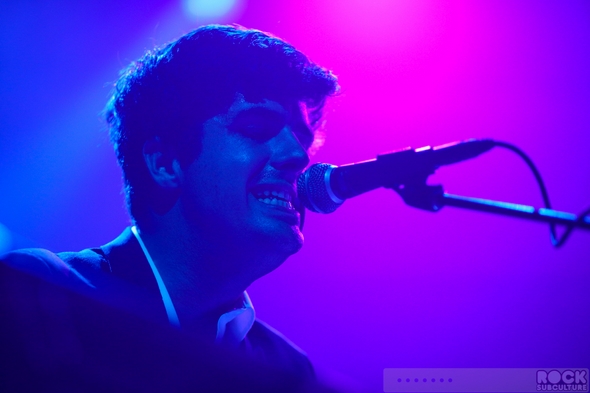 Arctic-Monkeys-Concert-Review-2013-Tour-Photos-Fox-Theater-Oakland-California-September-26-27-001-RSJ