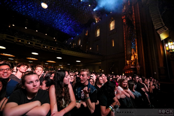 Arctic-Monkeys-Concert-Review-2013-Tour-Photos-Fox-Theater-Oakland-California-September-26-27-001-RSJ