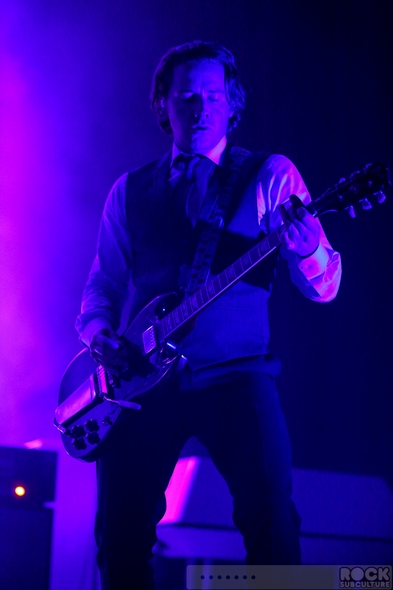 Arctic-Monkeys-Concert-Review-2013-Tour-Photos-Fox-Theater-Oakland-California-September-26-27-001-RSJ