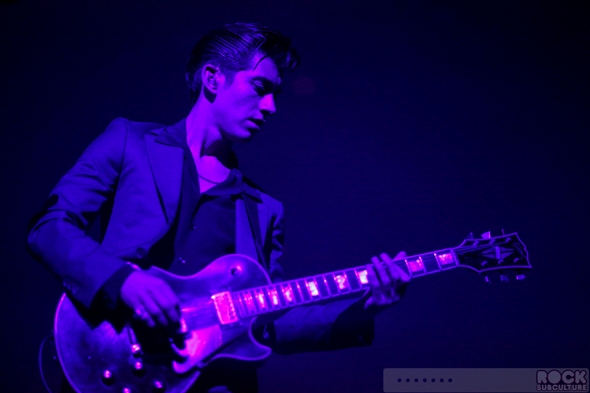 Arctic-Monkeys-Concert-Review-2013-Tour-Photos-Fox-Theater-Oakland-California-September-26-27-101-RSJ