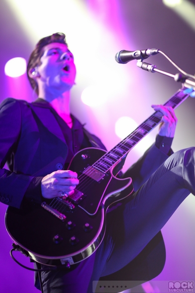 Arctic-Monkeys-Concert-Review-2013-Tour-Photos-Fox-Theater-Oakland-California-September-26-27-101-RSJ