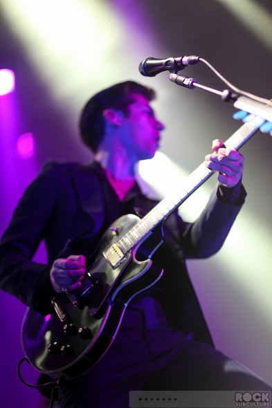 Arctic-Monkeys-Concert-Review-2013-Tour-Photos-Fox-Theater-Oakland-California-September-26-27-101-RSJ