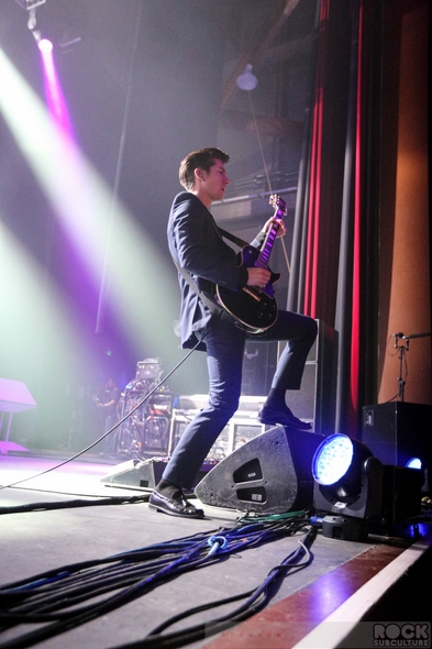 Arctic-Monkeys-Concert-Review-2013-Tour-Photos-Fox-Theater-Oakland-California-September-26-27-101-RSJ