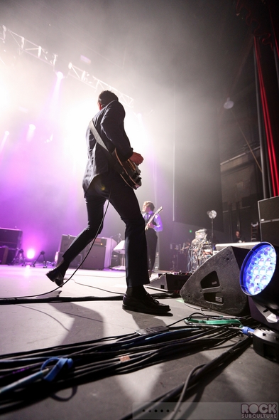 Arctic-Monkeys-Concert-Review-2013-Tour-Photos-Fox-Theater-Oakland-California-September-26-27-101-RSJ