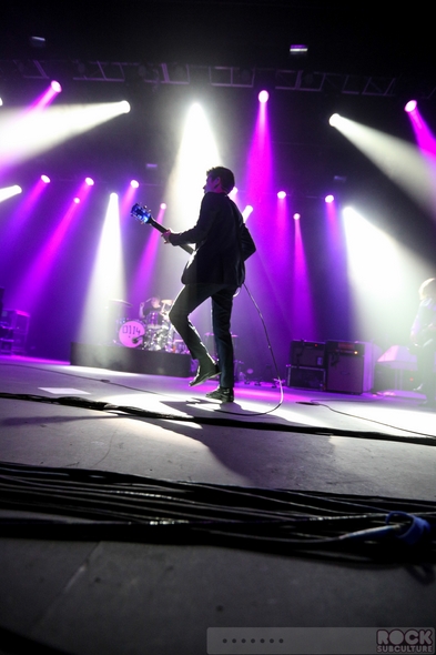 Arctic-Monkeys-Concert-Review-2013-Tour-Photos-Fox-Theater-Oakland-California-September-26-27-101-RSJ