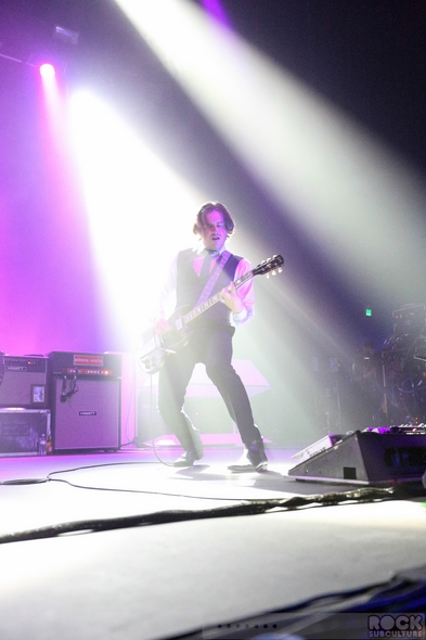 Arctic-Monkeys-Concert-Review-2013-Tour-Photos-Fox-Theater-Oakland-California-September-26-27-101-RSJ