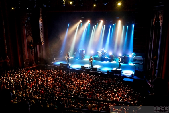 Arctic-Monkeys-Concert-Review-2013-Tour-Photos-Fox-Theater-Oakland-California-September-26-27-101-RSJ