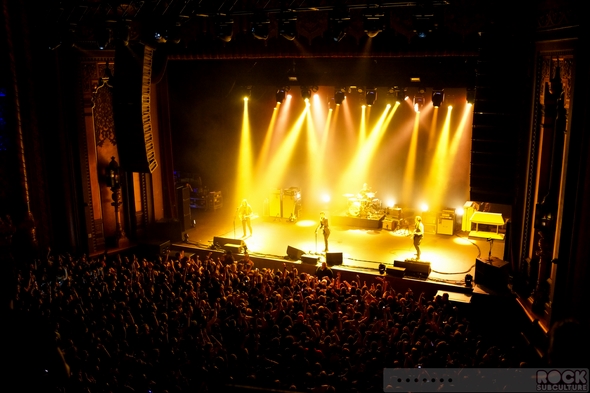 Arctic-Monkeys-Concert-Review-2013-Tour-Photos-Fox-Theater-Oakland-California-September-26-27-101-RSJ