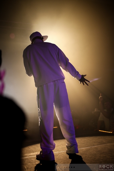 Concert-Review-Hip-Hop-Halloween-House-Party-2013-V101-Whodini-Kurtis-Blow-Rob-Base-Thunder-Valley-Casino-October-25-Photos-001-RSJ