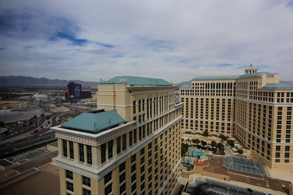 The-Cosmopolitan-Las-Vegas-Nevada-Hotel-Review-Resort-Travel-Advisor-01-RSJ