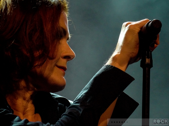 Alison-Moyet-The-Minutes-US-Tour-Concert-Review-2013-November-11-The-Fillmore-San-Francisco-California-Photos-Videos-02-RSJ