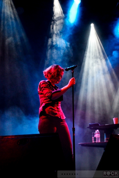 Alison-Moyet-The-Minutes-US-Tour-Concert-Review-2013-November-11-The-Fillmore-San-Francisco-California-Photos-Videos-02-RSJ