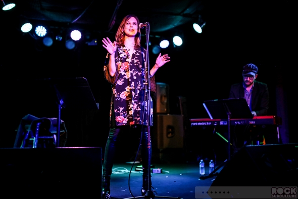 Anna-Nalick-Concert-Review-2013-Tour-California-Harlows-Sacramento-November-20-Photos-Video-001-RSJ