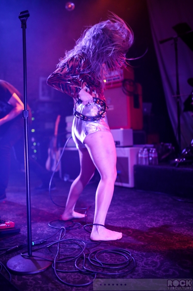 Charli-XCX-2013-Tour-Concert-Review-Kitten-Chloe-LIZ-True-Romance-US-Photos-Videos-Slims-San-Francisco-November-1-001-RSJ