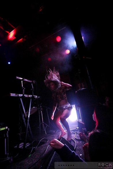 Charli-XCX-2013-Tour-Concert-Review-Kitten-Chloe-LIZ-True-Romance-US-Photos-Videos-Slims-San-Francisco-November-1-101-RSJ