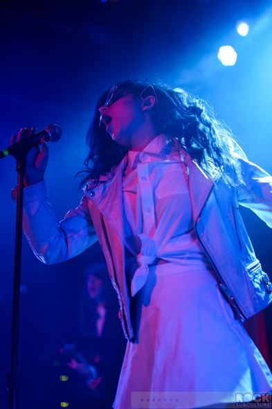 Charli-XCX-2013-Tour-Concert-Review-Kitten-Chloe-LIZ-True-Romance-US-Photos-Videos-Slims-San-Francisco-November-1-201-RSJ