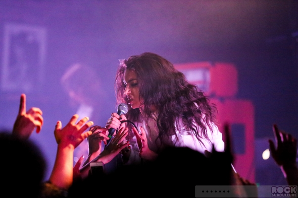 Charli-XCX-2013-Tour-Concert-Review-Kitten-Chloe-LIZ-True-Romance-US-Photos-Videos-Slims-San-Francisco-November-1-301-RSJ