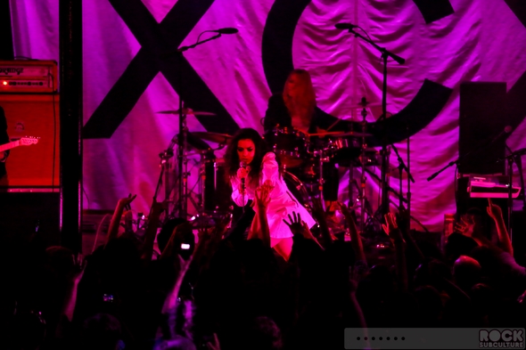 Charli-XCX-2013-Tour-Concert-Review-Kitten-Chloe-LIZ-True-Romance-US-Photos-Videos-Slims-San-Francisco-November-1-301-RSJ