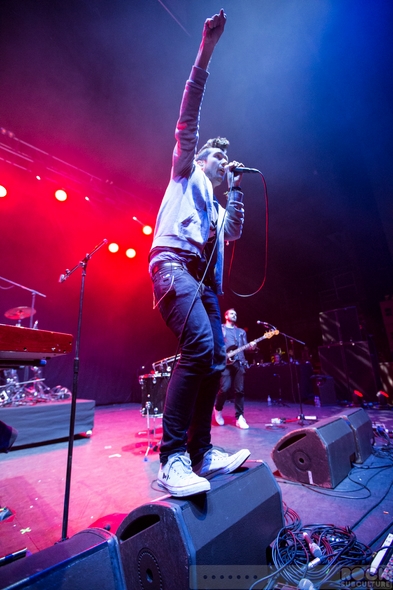 Crisis-Presents-Concert-Review-2013-Jake-Bugg-Bastille-AlunaGeorge-Foxes-Michael-Kiwanuka-Photos-001-RSJ