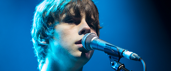 Crisis-Presents-Concert-Review-2013-Jake-Bugg-Bastille-AlunaGeorge-Foxes-Michael-Kiwanuka-Photos-London-FI