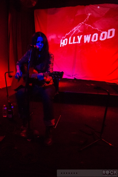 Johnette-Napolitano-Solo-Show-Concrete-Blonde-Concert-Review-January-2014-San-Diego-The-Griffin-01-RSJ