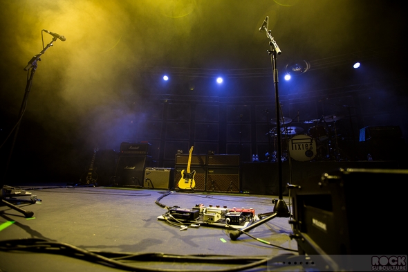 The-Pixies-Concert-Review-Tour-2014-North-America-US-California-Fox-Theater-Oakland-Photos-Setlist-001-RSJ