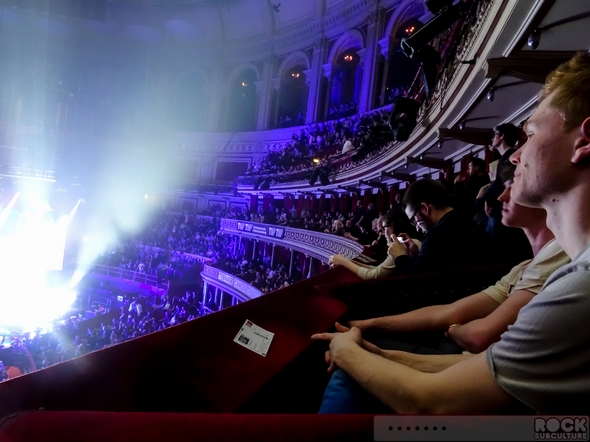 The-Cure-Royal-Albert-Hall-London-Concert-Review-Photos-2014-Teenage-Cancer-Trust-Robert-Smith-01-RSJ