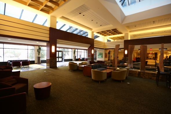 Hyatt-Dulles-at-Dulles-International-Airport-Resort-Hotel-Review-Travel-Journal-Trip-Advisor-Photos-01-RSJ