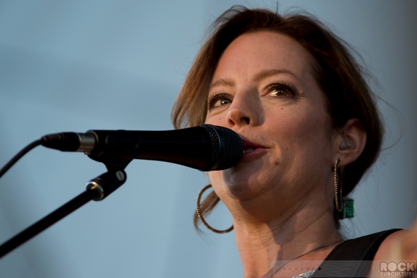 Sarah-McLachlan-Concert-Review-Shine-On-Tour-2014-US-Harveys-Outdoor-Arena-Lake-Tahoe-Nevada-Photos-Setlist-001-RSJ