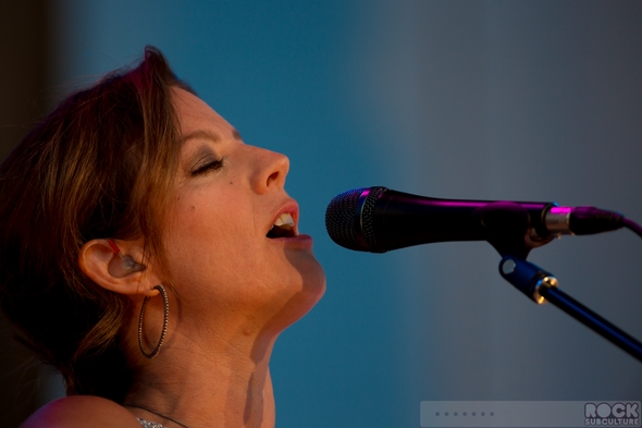 Sarah-McLachlan-Concert-Review-Shine-On-Tour-2014-US-Harveys-Outdoor-Arena-Lake-Tahoe-Nevada-Photos-Setlist-001-RSJ