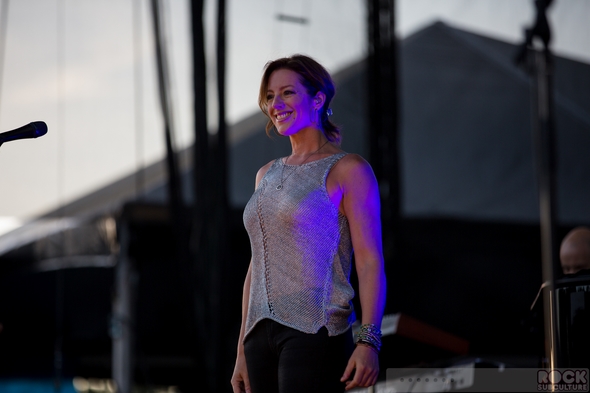 Sarah-McLachlan-Concert-Review-Shine-On-Tour-2014-US-Harveys-Outdoor-Arena-Lake-Tahoe-Nevada-Photos-Setlist-001-RSJ