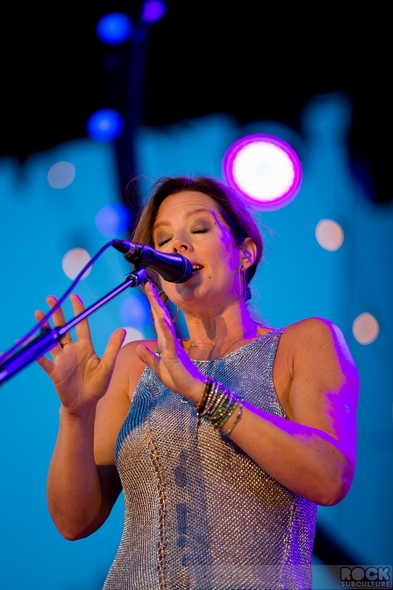 Sarah-McLachlan-Concert-Review-Shine-On-Tour-2014-US-Harveys-Outdoor-Arena-Lake-Tahoe-Nevada-Photos-Setlist-001-RSJ