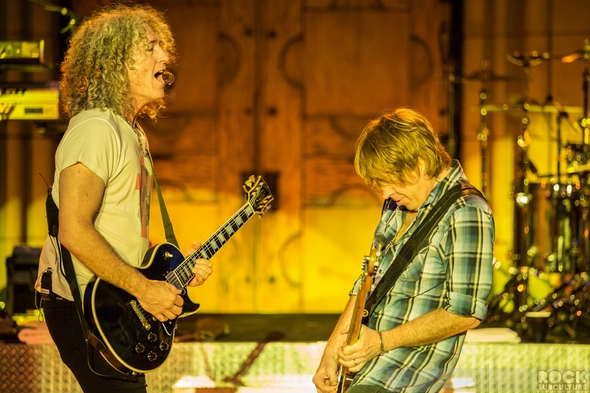 Foreigner-Concert-Review-2014-Mountain-Winery-Live-Photos-July-28-Saratoga-Setlist-001-RSJ