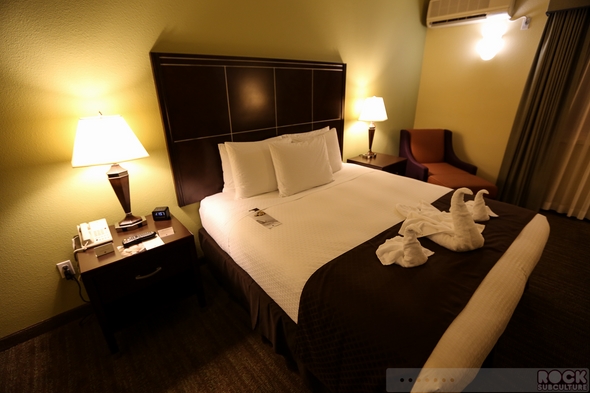 Hotel-Review-Resort-Travel-DoubleTree-by-Hilton-Hotel-and-Spa-Napa-Valley-American-Canyon-01-RSJ