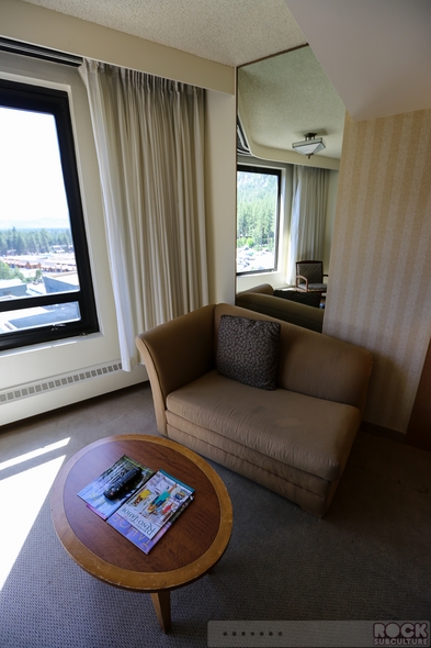 Hotel-Review-Resort-Travel-Harrahs-South-Lake-Tahoe-Stateline-Nevada-California-01-RSJ