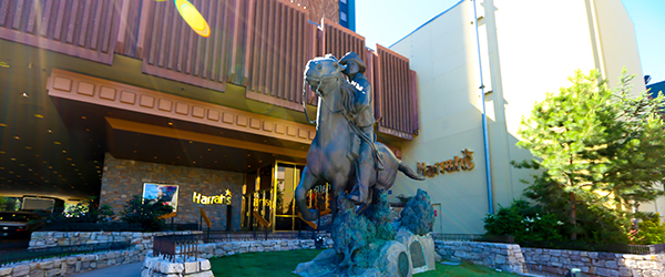 Hotel-Review-Resort-Travel-Harrahs-South-Lake-Tahoe-Stateline-Nevada-California-FI