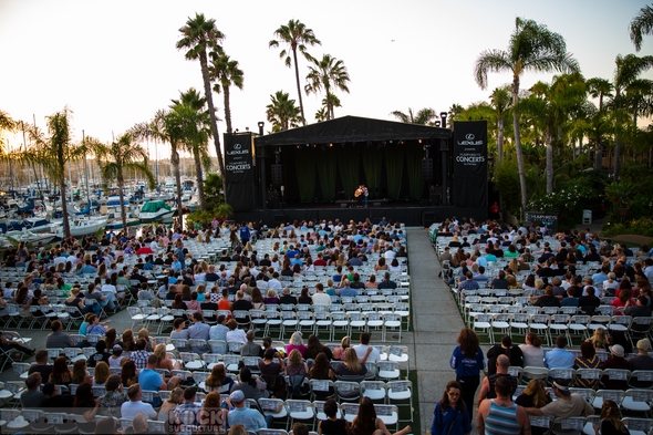 Tori-Amos-Concert-Review-Unrepentant-Geraldines-Tour-2014-San-Diego-Humphreys-Concerts-By-The-Bay-Outdoor-Amphiteatre-01-RSJ