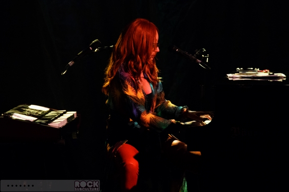 Tori-Amos-Concert-Review-Unrepentant-Geraldines-Tour-2014-San-Diego-Humphreys-Concerts-By-The-Bay-Outdoor-Amphiteatre-01-RSJ