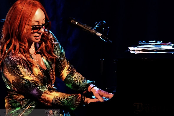 Tori-Amos-Concert-Review-Unrepentant-Geraldines-Tour-2014-San-Diego-Humphreys-Concerts-By-The-Bay-Outdoor-Amphiteatre-01-RSJ