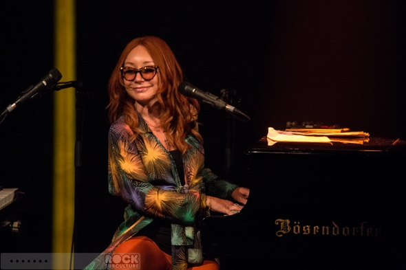 Tori-Amos-Concert-Review-Unrepentant-Geraldines-Tour-2014-San-Diego-Humphreys-Concerts-By-The-Bay-Outdoor-Amphiteatre-01-RSJ