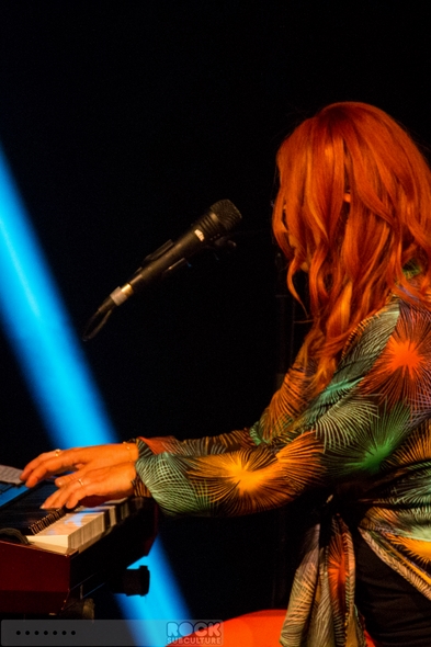 Tori-Amos-Concert-Review-Unrepentant-Geraldines-Tour-2014-San-Diego-Humphreys-Concerts-By-The-Bay-Outdoor-Amphiteatre-01-RSJ