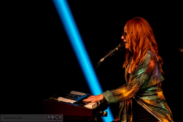 Tori-Amos-Concert-Review-Unrepentant-Geraldines-Tour-2014-San-Diego-Humphreys-Concerts-By-The-Bay-Outdoor-Amphiteatre-01-RSJ