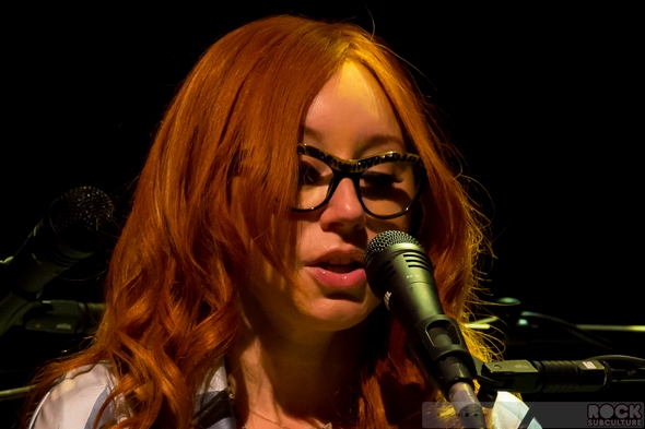 Tori-Amos-Unrepentant-Geraldines-Tour-2014-Concert-Review-Paramount-Theatre-Oakland-Photos-Setlist-01-RSJ