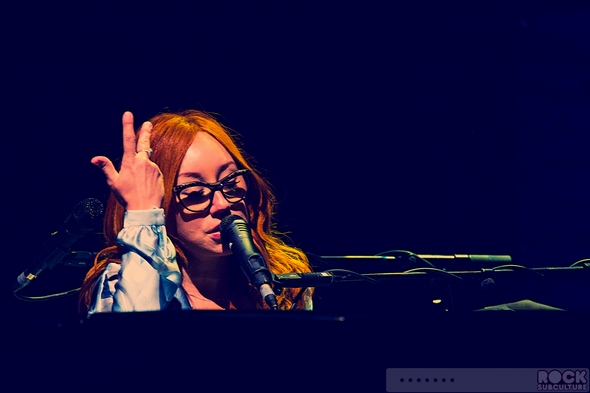 Tori-Amos-Unrepentant-Geraldines-Tour-2014-Concert-Review-Paramount-Theatre-Oakland-Photos-Setlist-01-RSJ