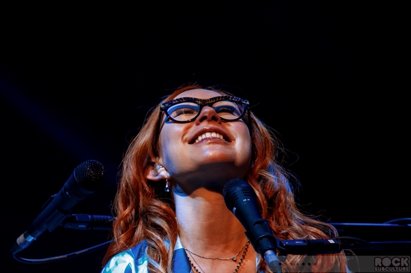 Tori-Amos-Unrepentant-Geraldines-Tour-2014-Concert-Review-Paramount-Theatre-Oakland-Photos-Setlist-01-RSJ