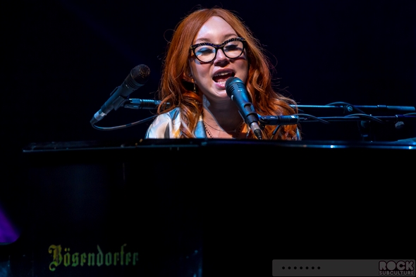 Tori-Amos-Unrepentant-Geraldines-Tour-2014-Concert-Review-Paramount-Theatre-Oakland-Photos-Setlist-01-RSJ