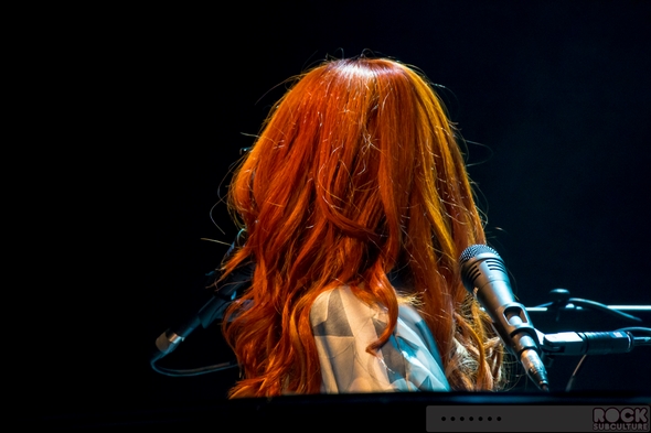 Tori-Amos-Unrepentant-Geraldines-Tour-2014-Concert-Review-Paramount-Theatre-Oakland-Photos-Setlist-01-RSJ